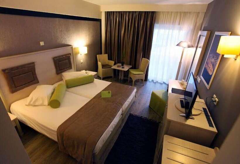 带景观的经典房间, Dion Palace Resort And Spa