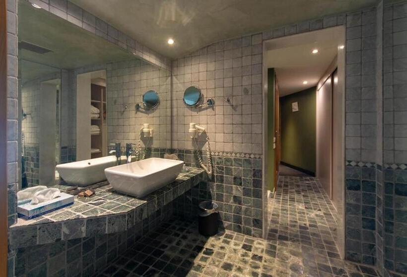 Люкс с Террасой, Dion Palace Resort And Spa