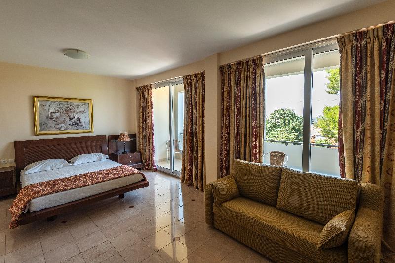 غرفة سوبيريور مطلّة علي البحر, Dolphin Resort & Conference