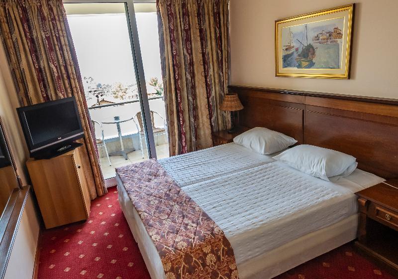 غرفة قياسية مطلة على الجبل, Dolphin Resort & Conference