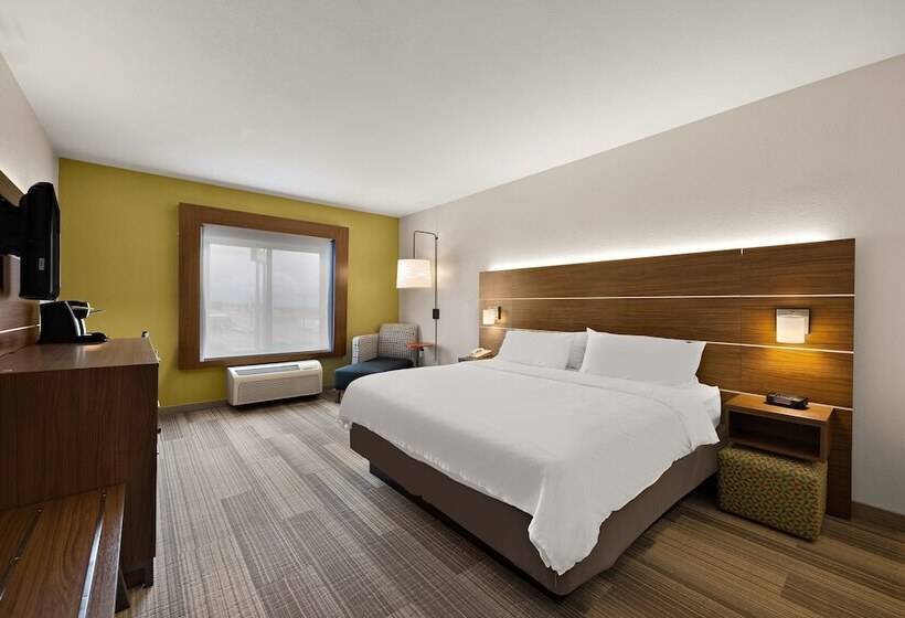 スイート, Holiday Inn Express Hotel & Suites Limon I 70/exit 359, An Ihg