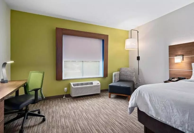 身障者適用キングサイズベッドルーム, Holiday Inn Express Suites Van Buren Ft Smith Area, An Ihg
