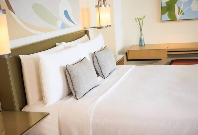 Номер Deluxe Вид на Сад, Renaissance Sanya Haitang Bay Resort