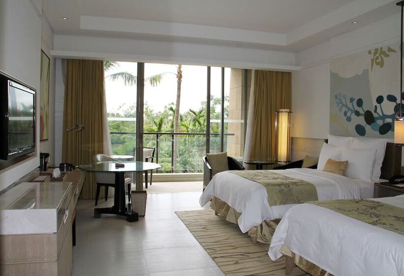 اتاق لوکس با چشمانداز باغ, Renaissance Sanya Haitang Bay Resort