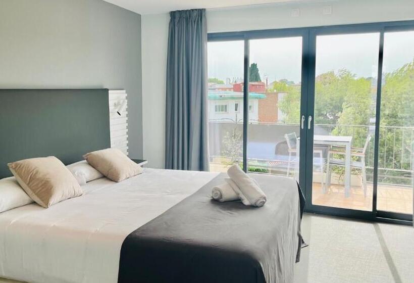 バルコニー付きスタンダードルーム, Sitges