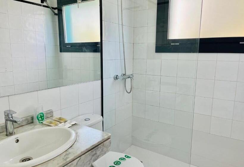 スタンダード４人部屋, Sitges