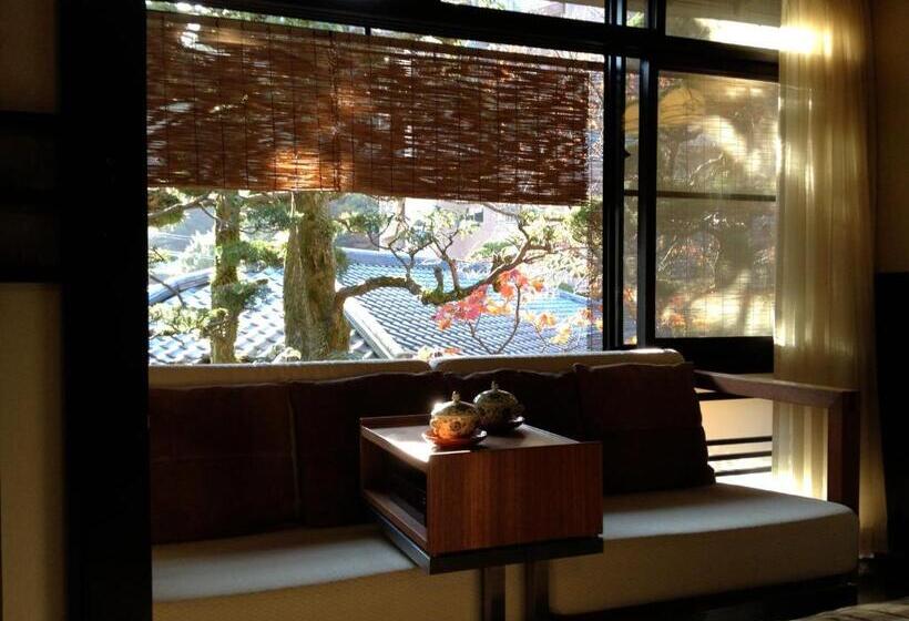 اتاق اکونومی با حمام مشترک, Arima Onsen Tocen Goshobo