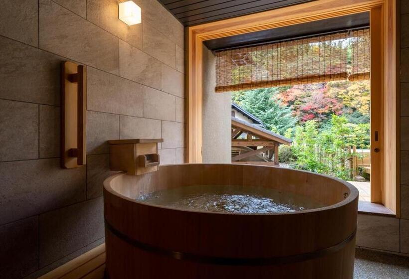 سوییت لوکس, Arima Onsen Tocen Goshobo