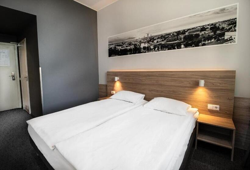 اتاق استاندارد, Corner