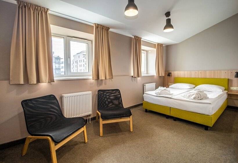 اتاق سوپریور, Corner