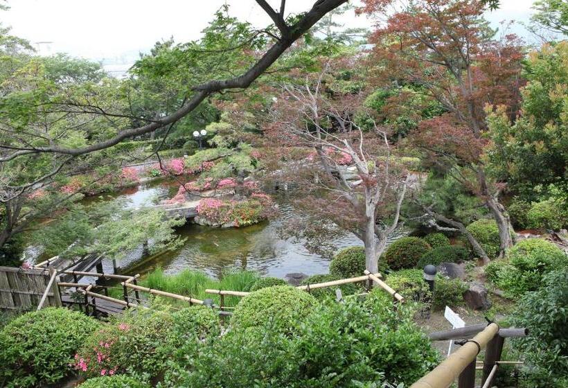 غرفة قياسية ذات إطلالة, Gamagori Classic