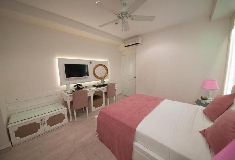 スタンダードルーム, Montebello Deluxe