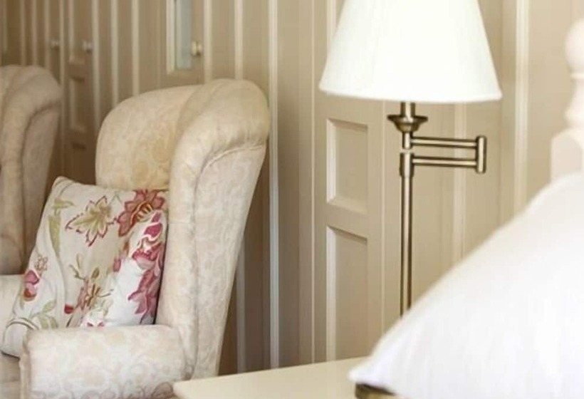 جناح, Tabsfield B&b