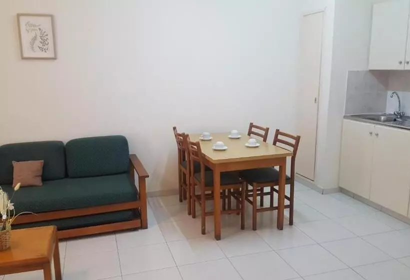 家族用アパートメント, Mandalena Hotel Apartments