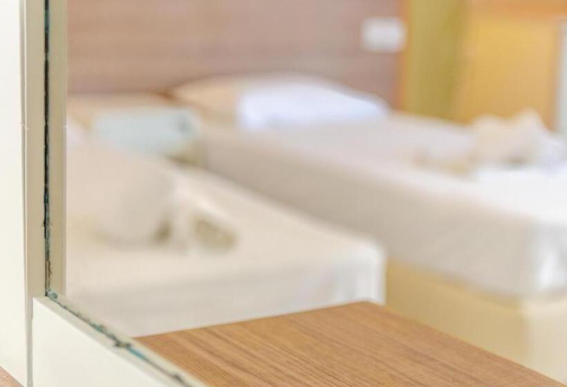Номер Стандарт с Террасой, Simple Hotel Hersonissos Sun