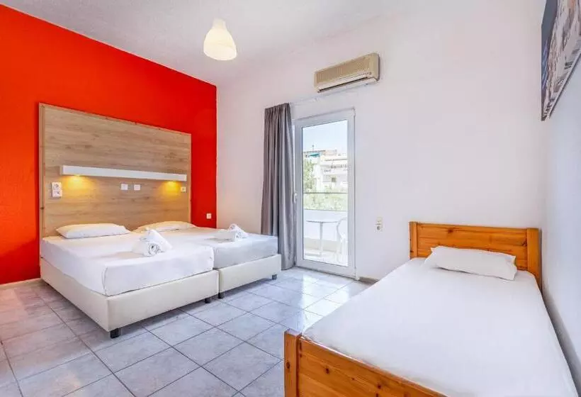 Standard Neljän Hengen Huone Parveke, Simple Hotel Hersonissos Sun