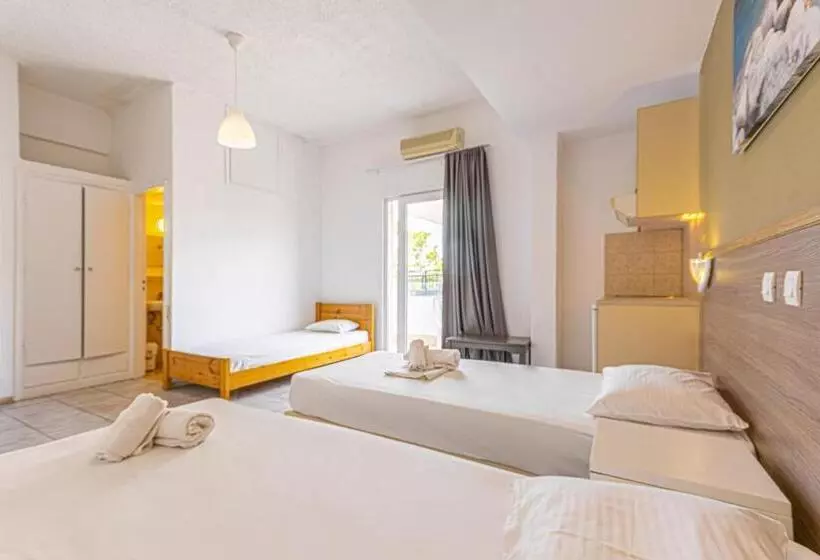 Standard Neljän Hengen Huone, Simple Hotel Hersonissos Sun