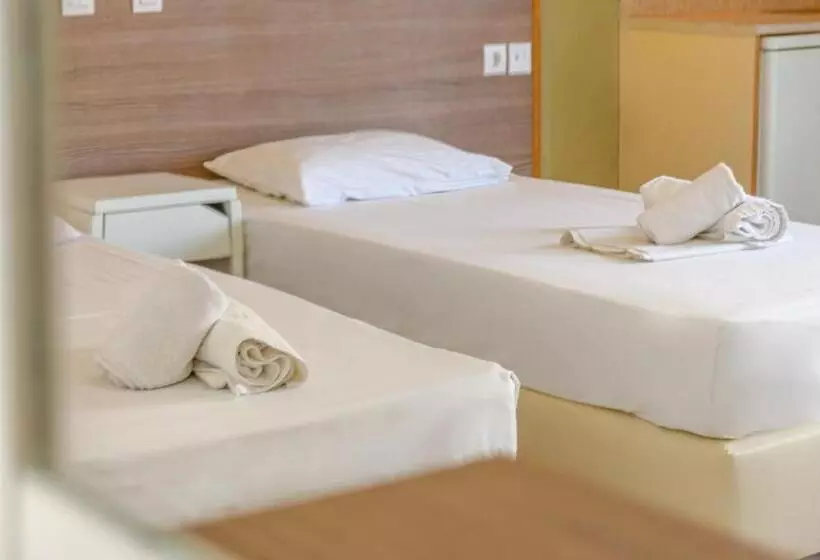 Standard Kolmen Hengen Huone Parveke, Simple Hotel Hersonissos Sun