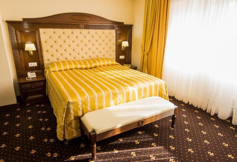 Номер Deluxe, Balada