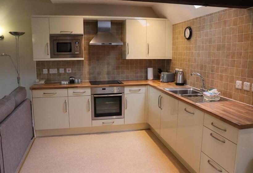 침실 2개 아파트, Rutland Hall