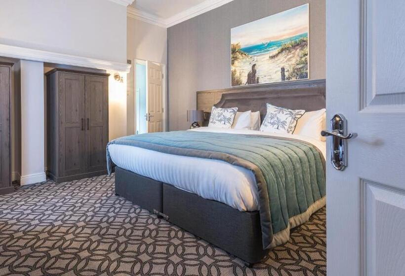 3침실 스위트, Rutland Hall