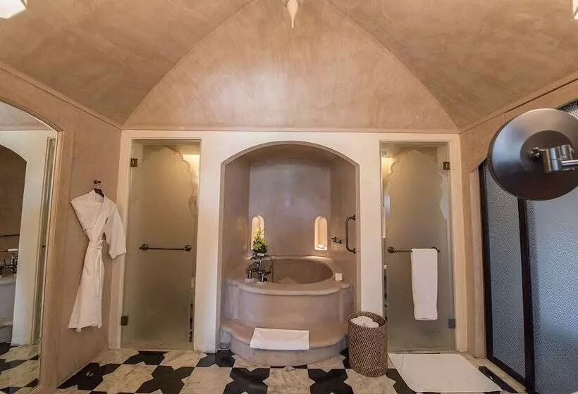 デラックスルーム, Fairmont Jaipur