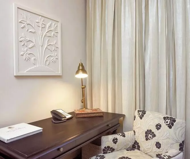 デラックスルーム, Fairmont Jaipur