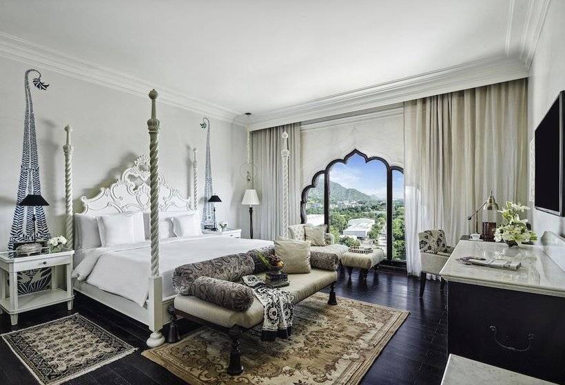 デラックスルーム, Fairmont Jaipur