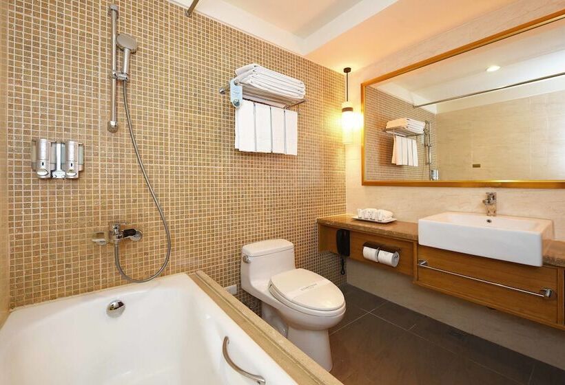 غرفة عائلية مطلّة علي البحر, Fullon Hotel Hualien