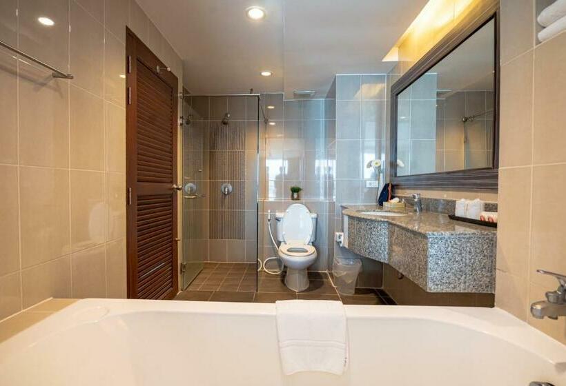 Номер Deluxe Вид на Город, J Pattaya
