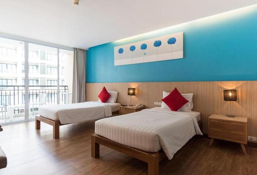 琮城市景观的豪华间, J Pattaya