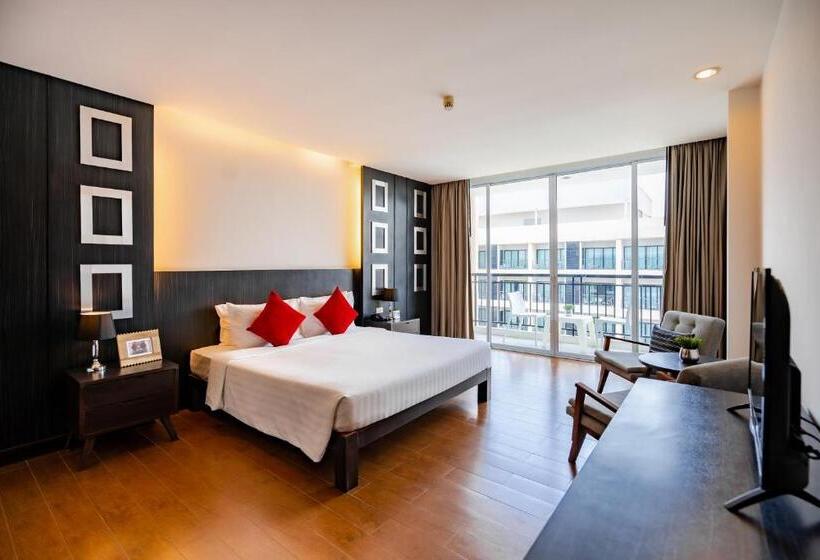 琮城市景观的豪华间, J Pattaya