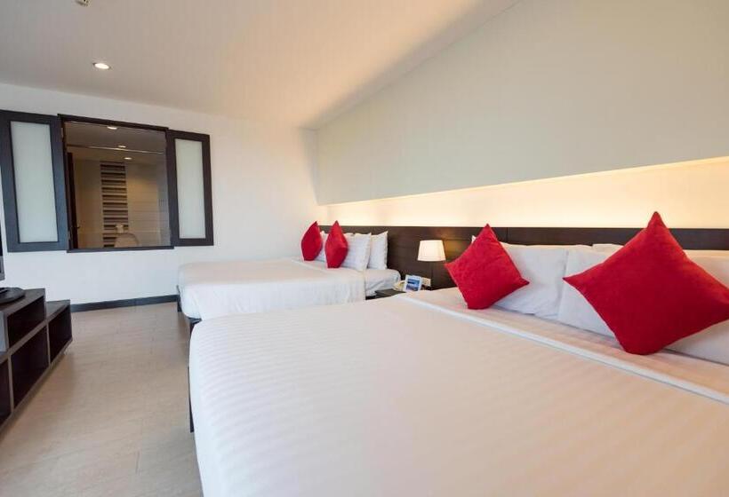 豪华家庭房间, J Pattaya