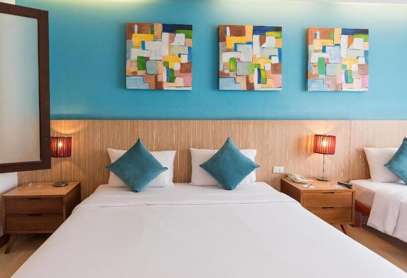 Трехместный Номер Deluxe, J Pattaya