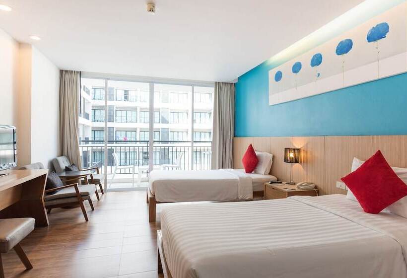 琮城市景观的豪华间, J Pattaya