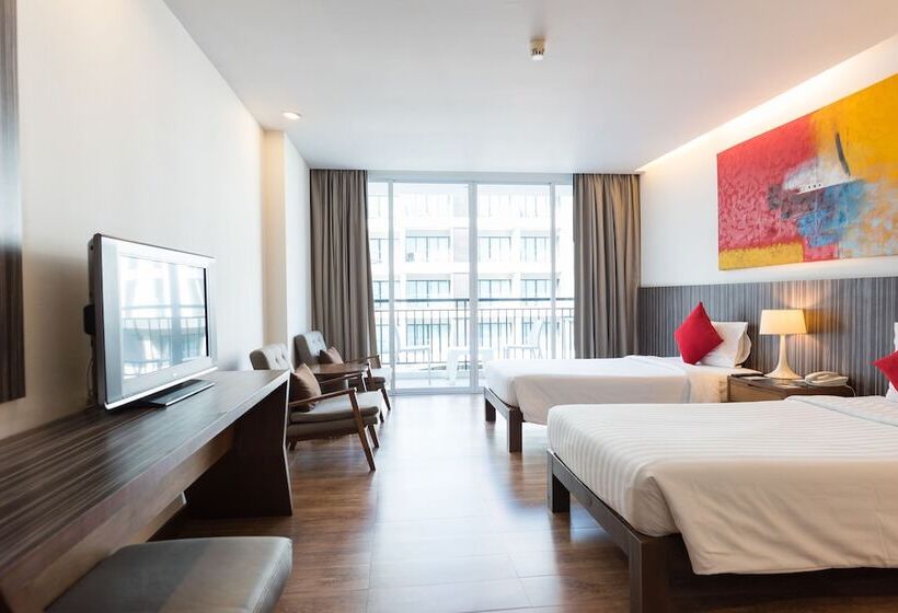 琮城市景观的豪华间, J Pattaya