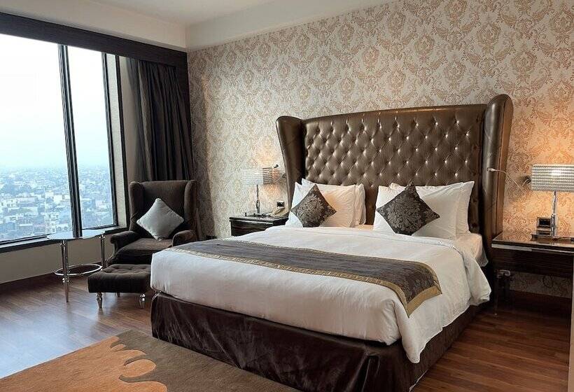 Номер бизнес-класса, Radisson Blu Hotel New Delhi Paschim Vihar