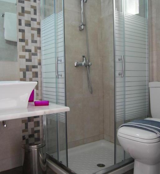 스탠다드 스튜디오 정원 전망, Artemis Studios