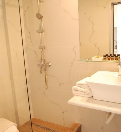 스탠다드 스튜디오, Artemis Studios