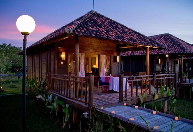 بنغل قياسي مع تراس, Gardenia Resort And Spa