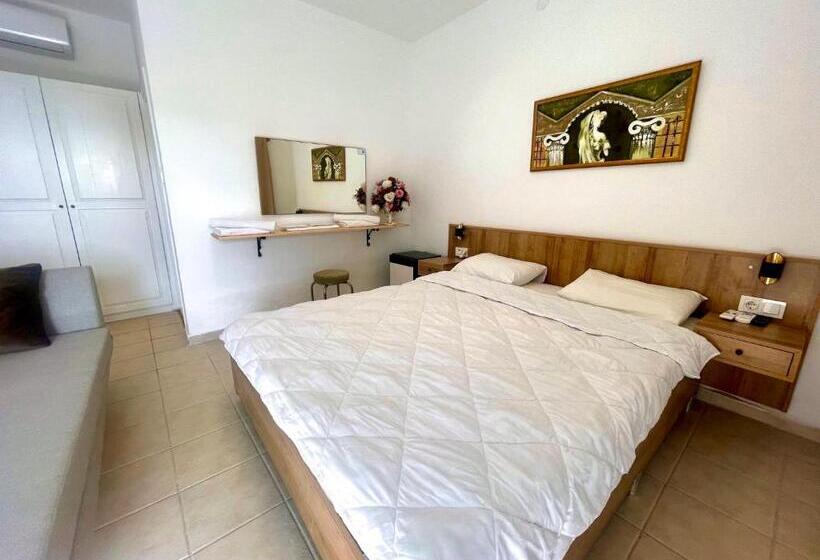 Номер Стандарт с Балконом, Aspat Hotel Bodrum Beach&restaurant