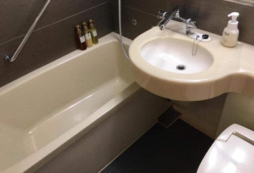 ダブルベッドのベーシックルーム, Ark Hotel Royal Fukuoka Tenjin Route Inn Hotels