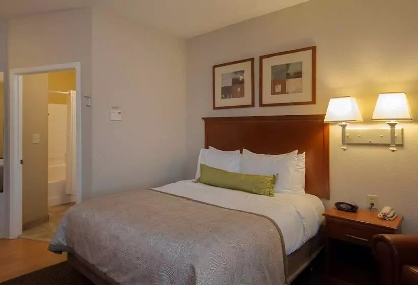 استودیوی استاندارد, Candlewood Suites Fort Worth West, An Ihg