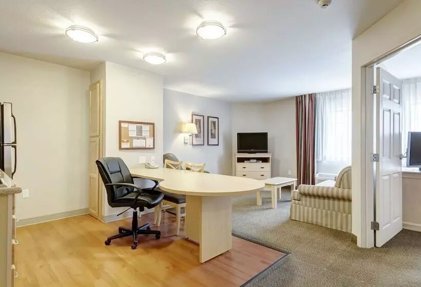 身障者適用スイートルーム, Candlewood Suites Paducah, An Ihg