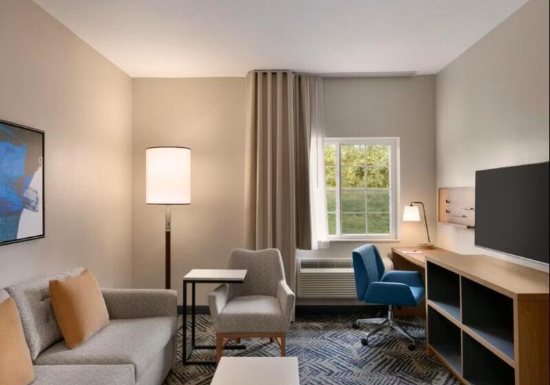 Люкс Адаптированный для Инвалидов, Candlewood Suites Springfield North By Ihg