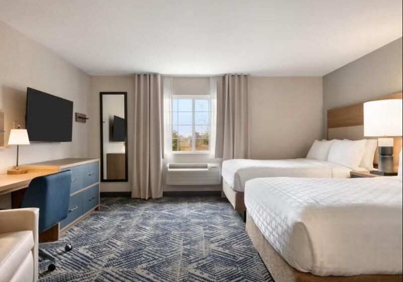 Студия Стандарт, Candlewood Suites Springfield North By Ihg