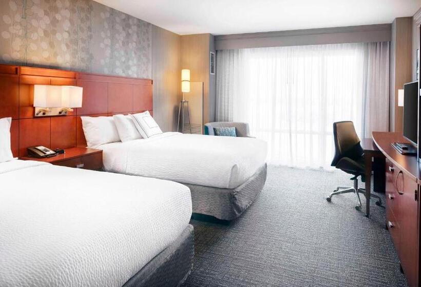 חדר סטנדרט, Courtyard Indianapolis Downtown