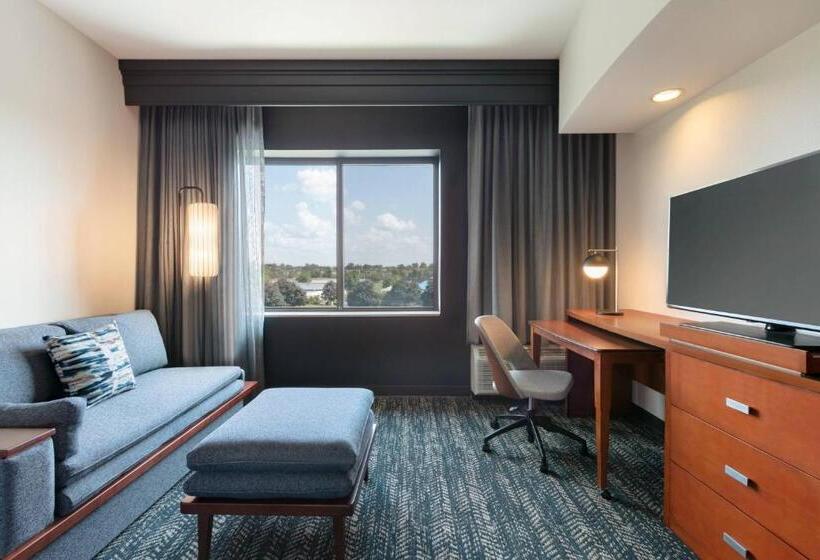 חדר סטנדרט עם מיטת קינג, Courtyard Lancaster