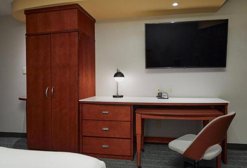 Президентский Люкс, Courtyard Medford Airport