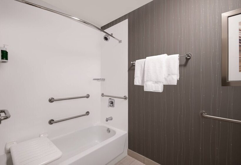 标准间带双人床, Courtyard By Marriott Reno